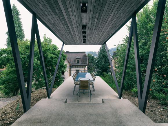 Im Gartenpavillon | Foto: Jürg Zürcher, St.Gallen